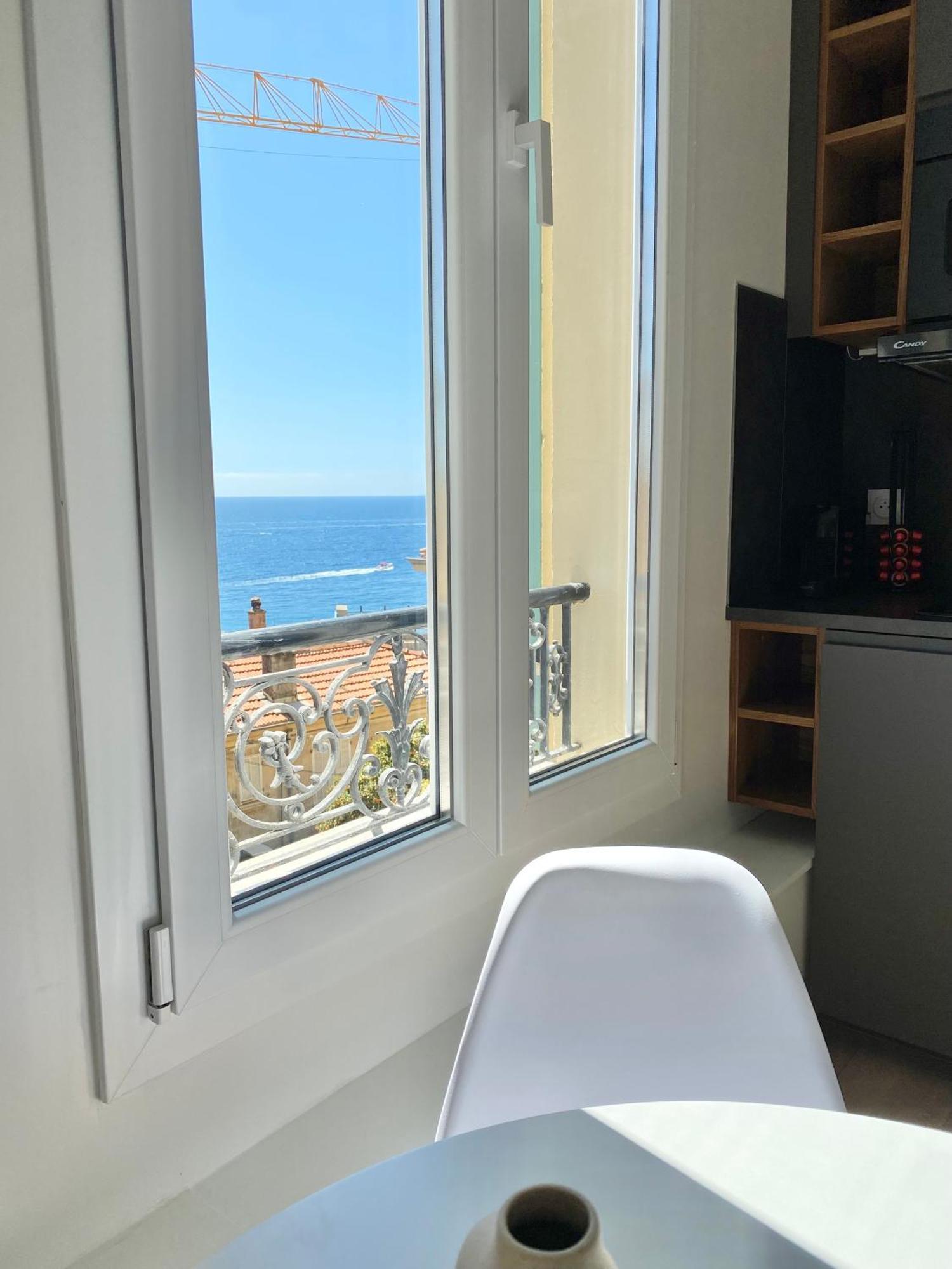 Appartement Moderne Climatise Monaco Vue Mer Cap-d'Ail Exterior foto