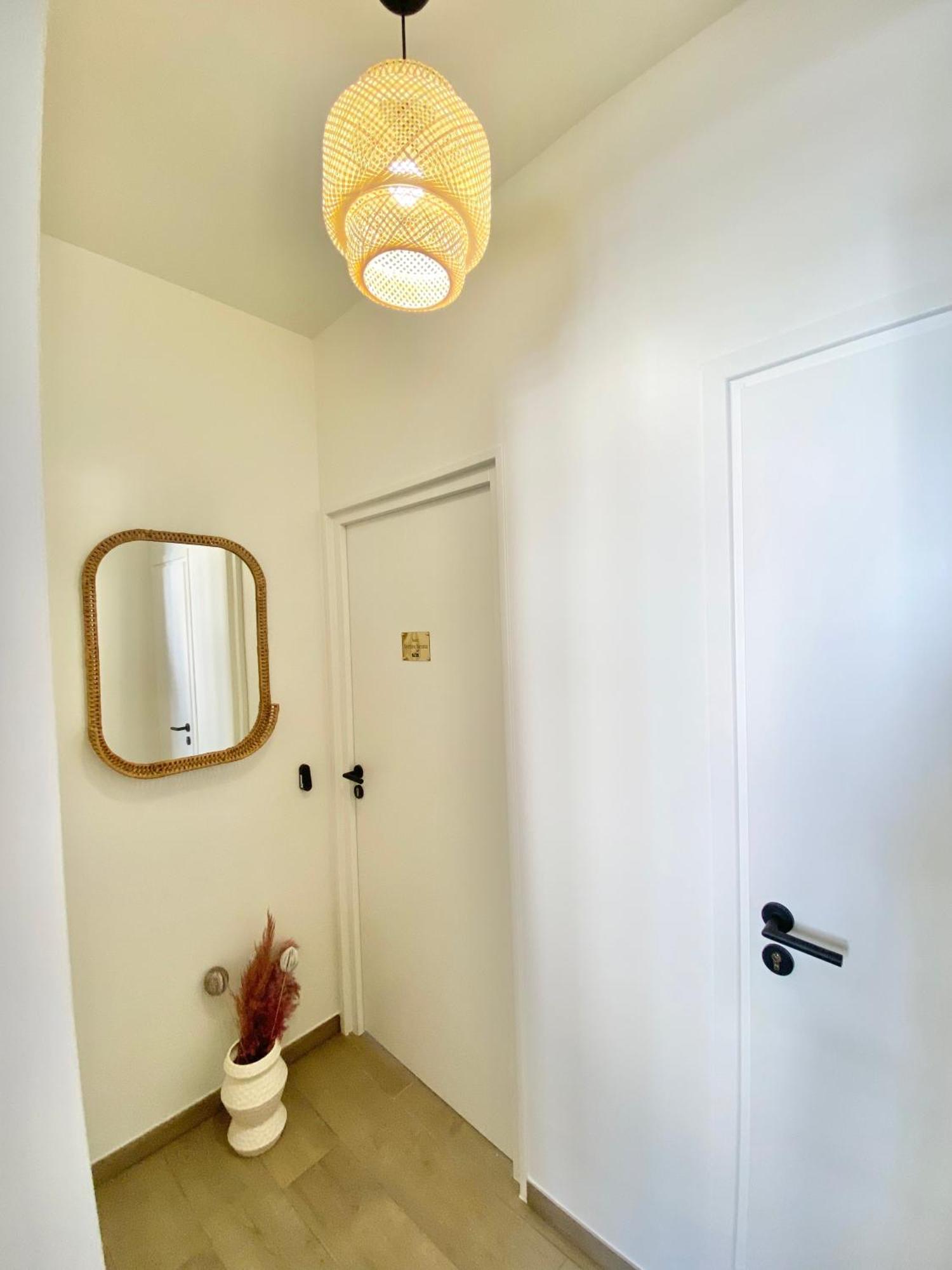 Appartement Moderne Climatise Monaco Vue Mer Cap-d'Ail Exterior foto